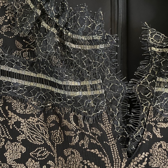 Elie Tahari Coraline Metallic Silk Blouse ($365)  M-L - Picture 10 of 16